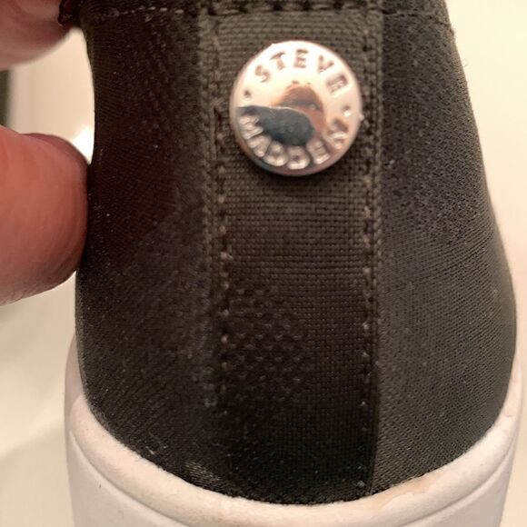 Steve Madden Zayna gray/black sneakers. Size 8,5 - Picture 7 of 9